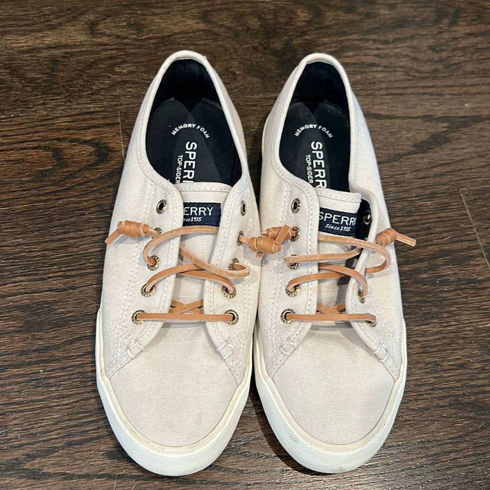 Womens Sperry sneakers
